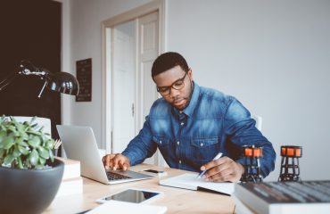 Como se reinventar na quarentena e garantir a sobrevivência da empresa